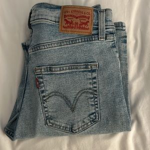 Levi’s High Waisted Crop Flare